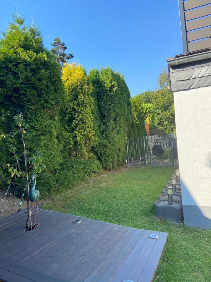 4 Zimmer 11 Personen Wohnung Garten Terrasse Grill 2 Badezimmer Wuppertal Zewnętrze zdjęcie