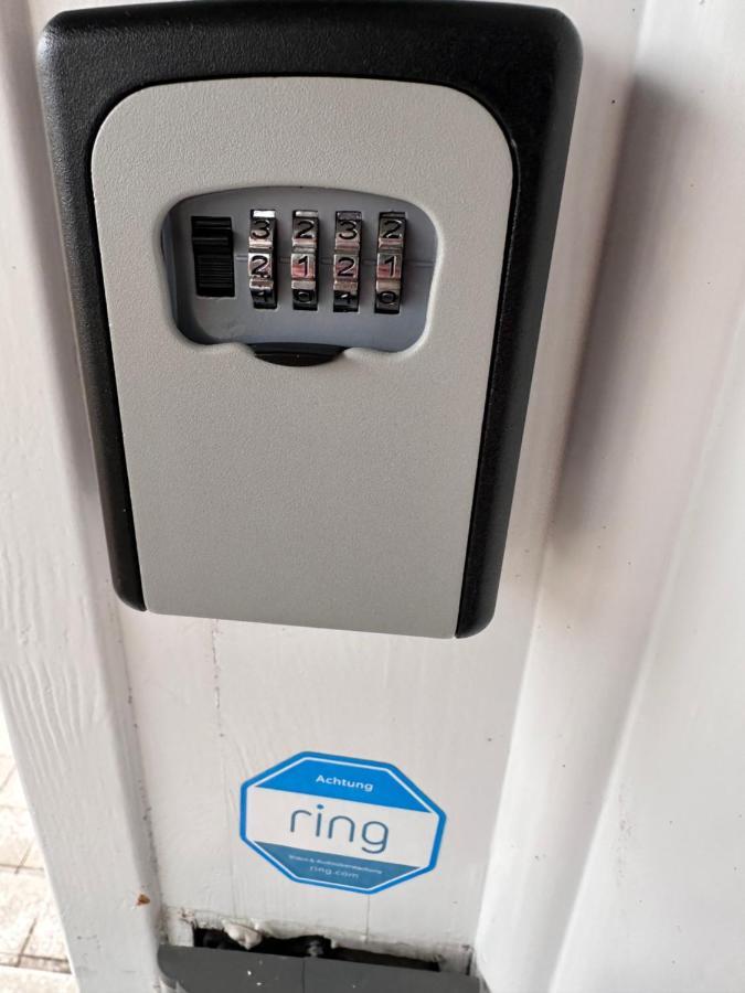 4 Zimmer 11 Personen Wohnung Garten Terrasse Grill 2 Badezimmer Wuppertal Zewnętrze zdjęcie