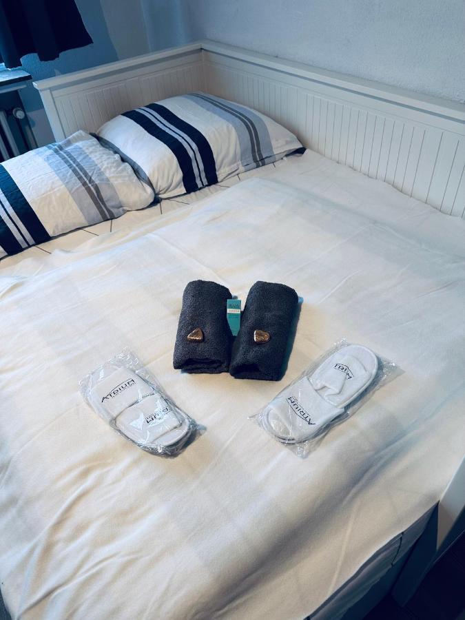 4 Zimmer 11 Personen Wohnung Garten Terrasse Grill 2 Badezimmer Wuppertal Zewnętrze zdjęcie